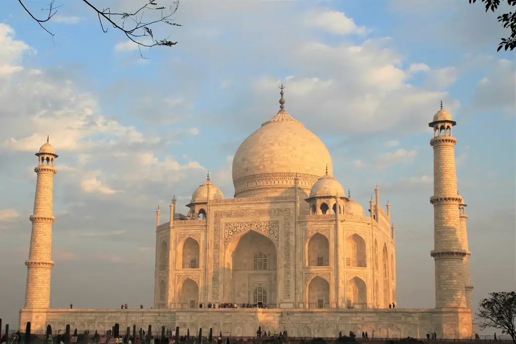 826e59bc0239bbf778fb8426ec14ee5e3b9fc805